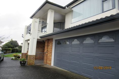 Photo of property in 56 Ribbonwood Crescent, Goodwood Heights, Auckland, 2105