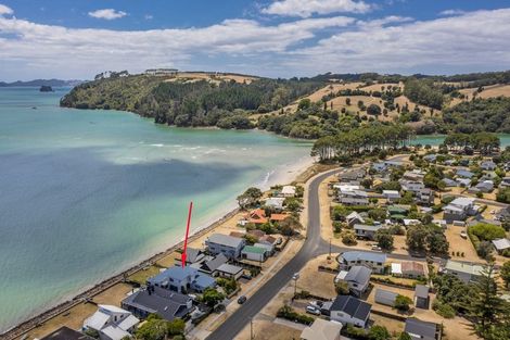 Photo of property in 153 Captain Cook Road, Cooks Beach, Whitianga, 3591