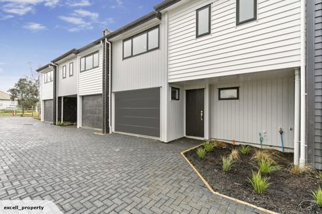 Photo of property in 14a Ropata Avenue, Point England, Auckland, 1072
