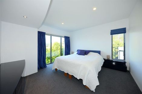 Photo of property in 24 Whareora Terrace, Cashmere, Christchurch, 8022