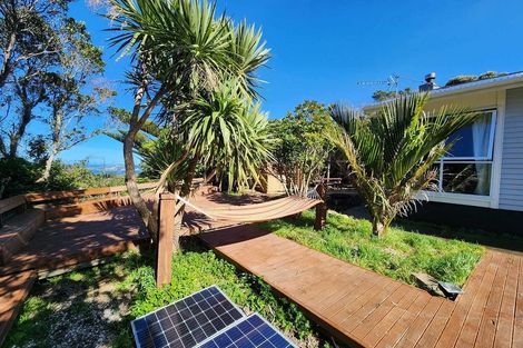 Photo of property in 92 Ruskin Road, Newlands, Wellington, 6037