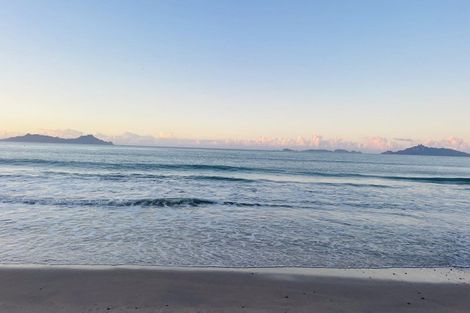 Photo of property in 5 Blue Moon Rise, Langs Beach, 0582