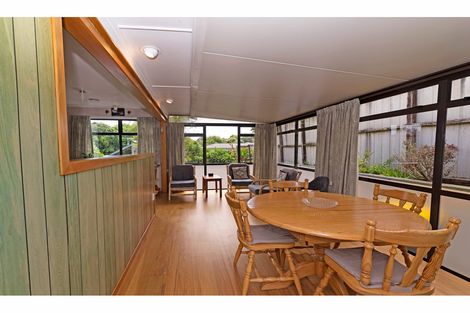 Photo of property in 23 Robert Burke Place, Henderson, Auckland, 0612