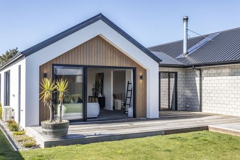 Photo of property in 21 Thirlwall Street, Woodend, 7610