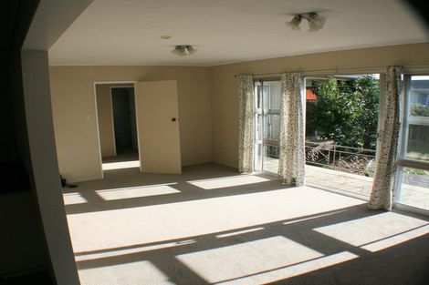 Photo of property in 15 Skerrett Crescent, Tamatea, Napier, 4112