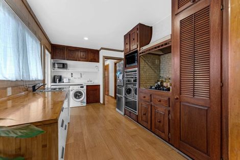 Photo of property in 22 Lawrence Crescent, Hillpark, Auckland, 2102