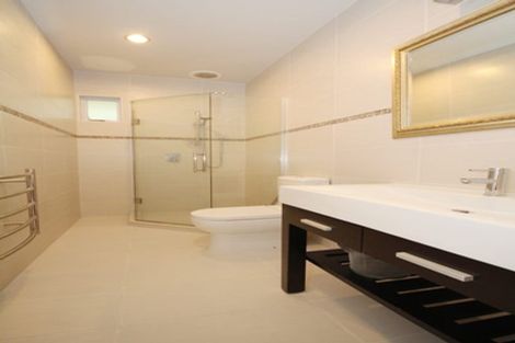 Photo of property in 97a Island Bay Road, Beach Haven, Auckland, 0626