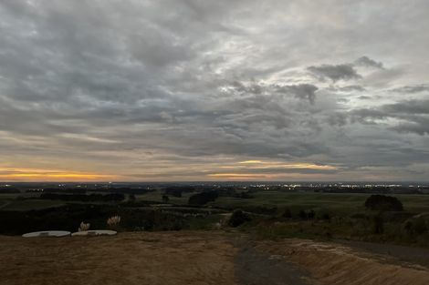 Photo of property in 323 Ngahere Park Road, Turitea, Palmerston North, 4472