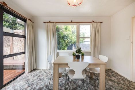 Photo of property in 1 Charwell Place, Highbury, Palmerston North, 4412