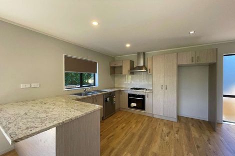 Photo of property in 20 Imperial Place, Henderson, Auckland, 0612