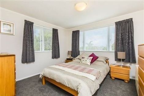 Photo of property in 1/50 Bond Crescent, Forrest Hill, Auckland, 0620