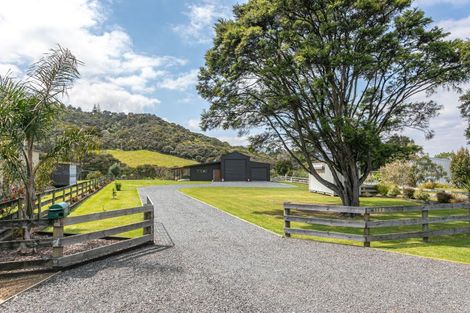 Photo of property in 1100 Hauraki Road, Coromandel, 3506