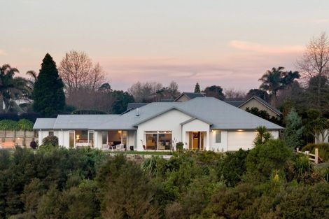 Photo of property in 40 Broadwater Close, Pyes Pa, Tauranga, 3112