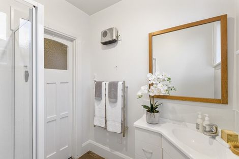 Photo of property in 118 Forfar Street, St Albans, Christchurch, 8014