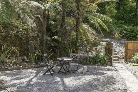 Photo of property in 5 Gaskill Grove, Harbour View, Lower Hutt, 5010