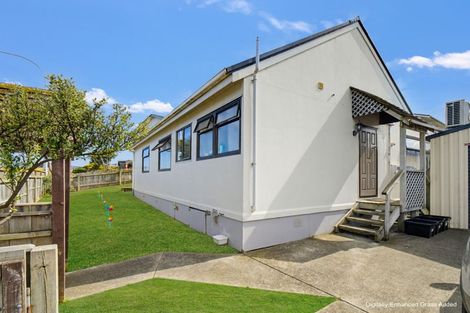 Photo of property in 214 Puriri Street, Castlecliff, Whanganui, 4501