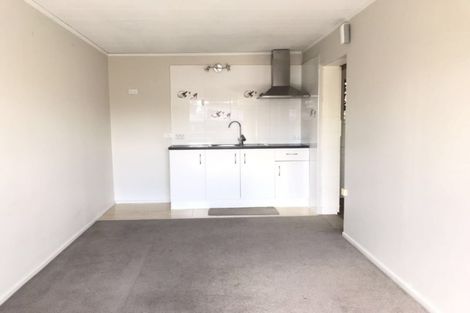 Photo of property in 4 Ondine Place, Glenfield, Auckland, 0629