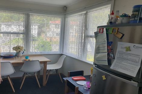 Photo of property in 43 Cardiff Crescent, Cannons Creek, Porirua, 5024