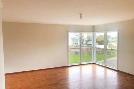 Photo of property in 35 Belgrave Place, Papakura, 2110