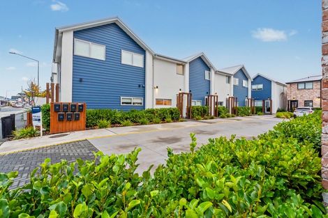 Photo of property in 2/8 Riccarton Road, Riccarton, Christchurch, 8011