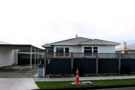 Photo of property in 7 Richmond Avenue, Takaro, Palmerston North, 4410