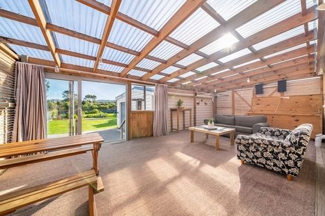 Photo of property in 25 Awamutu Grove, Waiwhetu, Lower Hutt, 5010