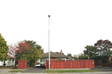 Photo of property in 71 Memorial Avenue, Ilam, Christchurch, 8053