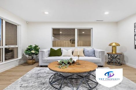 Photo of property in 17 Bushfield Drive, Flat Bush, Auckland, 2019