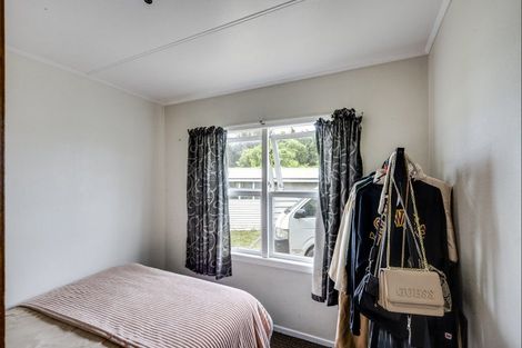 Photo of property in 51 Liverpool Crescent, Flaxmere, Hastings, 4120