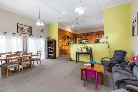 Photo of property in 5 Collingwood Road, Waiuku, 2123