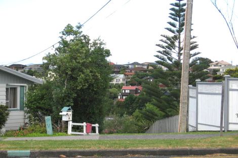 Photo of property in 1/57 Deep Creek Road, Waiake, Auckland, 0630