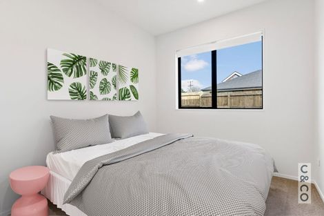 Photo of property in 12 Paihere Street, Huapai, Kumeu, 0810