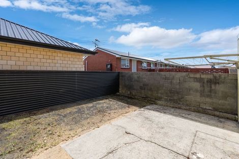 Photo of property in 77 Wesley Street, South Dunedin, Dunedin, 9012