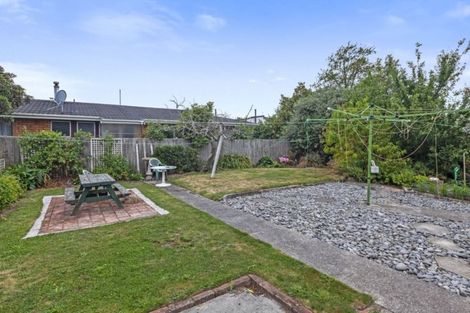 Photo of property in 76 Sawyers Arms Road, Northcote, Christchurch, 8052