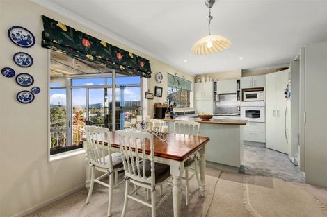 Photo of property in 7a Roband Crescent, Brown Owl, Upper Hutt, 5018