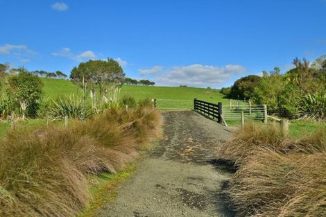 Photo of property in 47 Hauora Lane, Waitoki, 0871