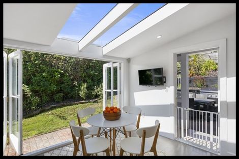 Photo of property in 27 Everest Street, Khandallah, Wellington, 6035