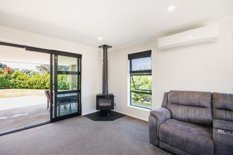 Photo of property in 2 Monarch Drive, Ashhurst, 4810