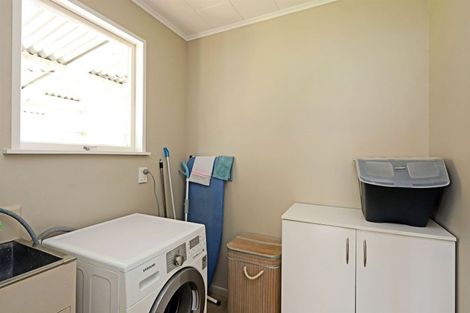 Photo of property in 180 Portsmouth Road, Flaxmere, Hastings, 4120