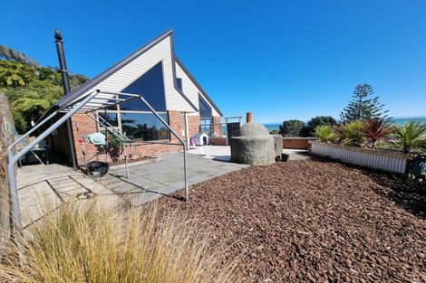 Photo of property in 14 Power Road, Karoro, Greymouth, 7805