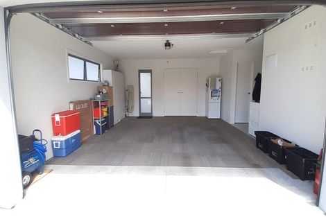 Photo of property in 11 Rotoiti Way, Poraiti, Napier, 4112