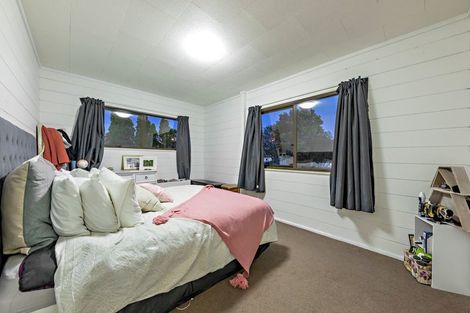Photo of property in 2/11 Bluewater Place, Wattle Downs, Auckland, 2103