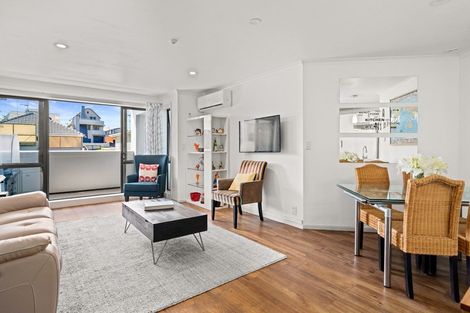 Photo of property in Paramount Apartments, 14/281 Maunganui Road, Mount Maunganui, 3116