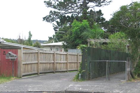 Photo of property in 20 Aplin Place, Birkdale, Auckland, 0626