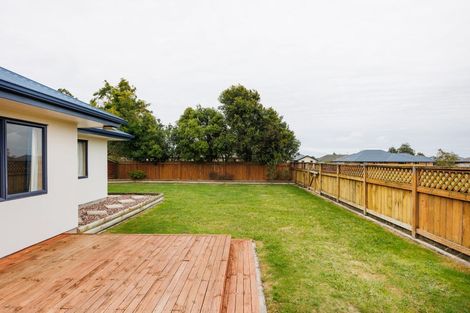 Photo of property in 27 Parnell Heights Drive, Kelvin Grove, Palmerston North, 4414