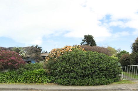 Photo of property in 300 Clifton Road, Te Awanga, 4102