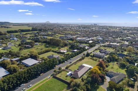 Photo of property in 10 Twin Oak Avenue, Papamoa Beach, Papamoa, 3118