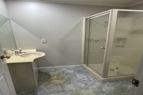 Photo of property in 17 Tokay Place, Huapai, Kumeu, 0810