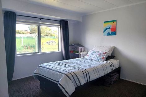 Photo of property in 104 Victoria Avenue, Waiuku, 2123