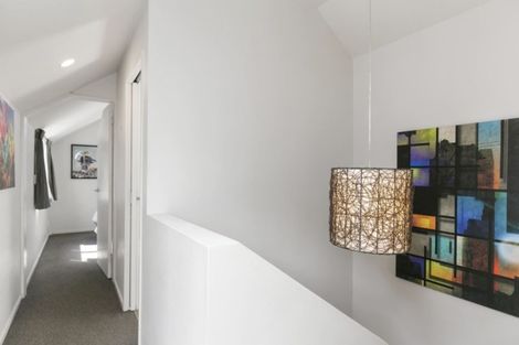 Photo of property in 5/93a Kelburn Parade, Kelburn, Wellington, 6012